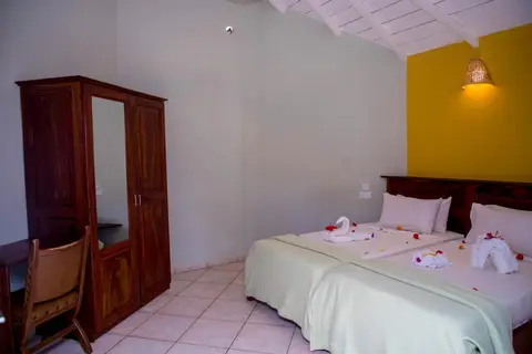 Tropic Garden Hotel in Banjul — foto 15