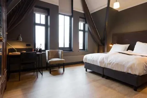 Post-Plaza Hotel & Grand Café foto 14