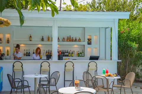 Inspira Boutique Hotel in Πρίνος — foto 11