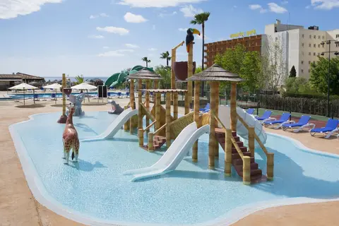 HSM Canarios Park in Cales de Mallorca — foto 23
