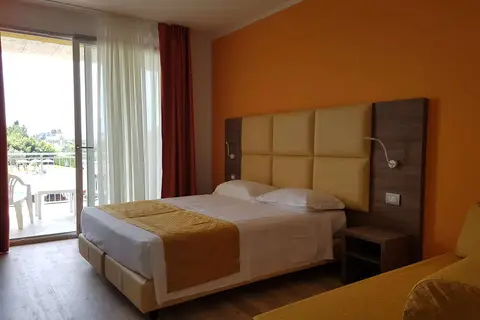 Hotel Bella Lazise in Lazise — foto 4