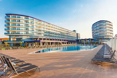 Eftalia Marin in Alanya — foto 11