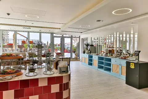 Hotel TQ Plaza in Budva — foto 12