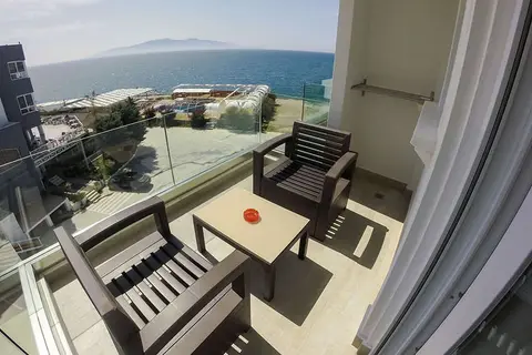 Demi Hotel in Sarandë — foto 10