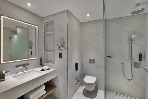 Hilton Garden Inn Dubai Business Bay in Dubai — foto 22