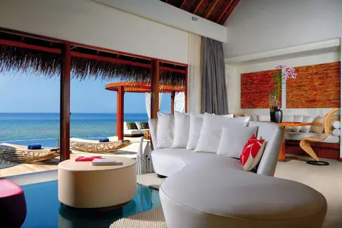 W Maldives in Stores — foto 11