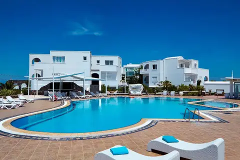 Orizontes Hotel & Villas in Pyrgos — foto 14
