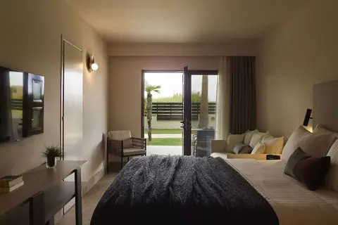 Asterion Suites by Louis Hotels in Máleme — foto 30