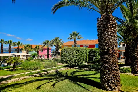 San Lorenzo Village Superior in Μηνιά — foto 3