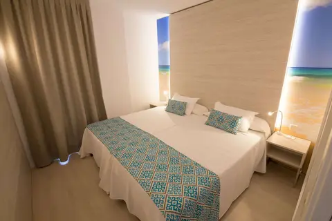 Aparthotel Novomar in Peguera — foto 3