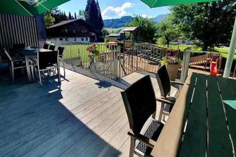 Familienhotel Gasthof Adler in Lingenau — foto 8