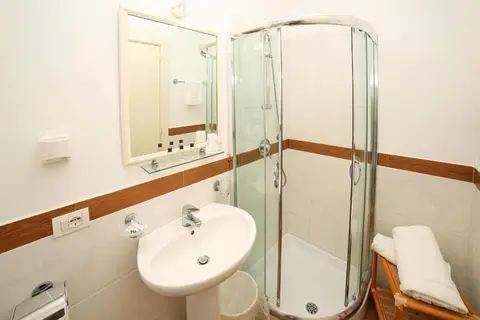 Hotel Royal Hills in Piano Di Sorrento — foto 10
