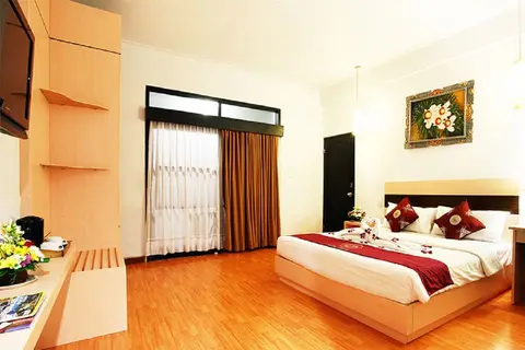 Hotel Puri Saron Seminyak in Kuta — foto 6