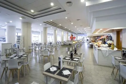 Puente Real in Torremolinos — foto 6