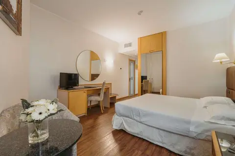 Hotel Minerva in Arezzo — foto 9