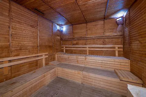 Armas Labada in Uşak