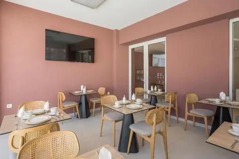 Tarra Hotel in Georgioupolis — foto 3