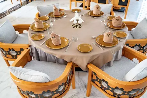 Luxe Grand Hotel Appartementen in Sharjah — foto 8