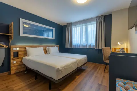 Travelodge Barcelona Poblenou in Barcelona — foto 4