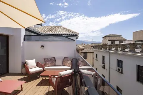Palatina Concept Suites in Granada