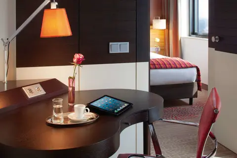 Mövenpick Hotel Amsterdam City Centre in Amsterdam — foto 9