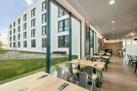 Super 8 Munich City North in München — foto 16