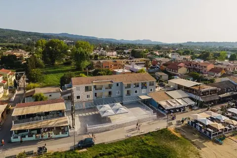 Aqua Luxury Suites Corfu in Ρόδα — foto 10