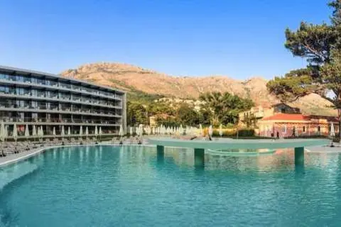 Sheraton Dubrovnik Riviera Hotel in Srebreno — foto 2