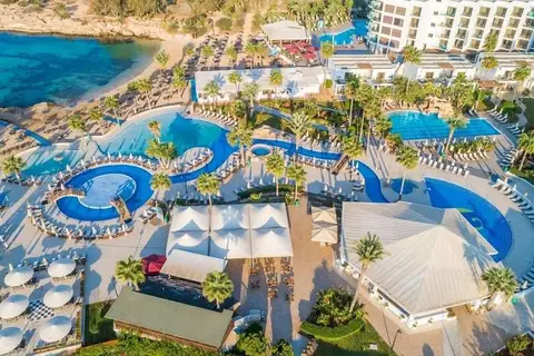 Adams Beach Hotel in Adams Beach Hotel Deluxe Wing, foto 10