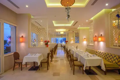Royal Star Beach Resort in Hurghada — foto 13