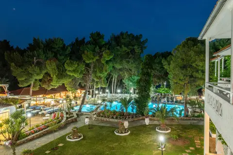 Porfi Beach Hotel in Sithonia Municipal Unit, foto 18