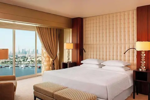 Sheraton Dubai Creek Hotel & Towers in ديرة — foto 4