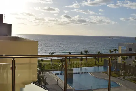 Blue Lagoon Kosher Hotel in Paphos — foto 17