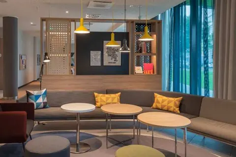 Holiday Inn Express Düsseldorf Hauptbahnhof foto 13