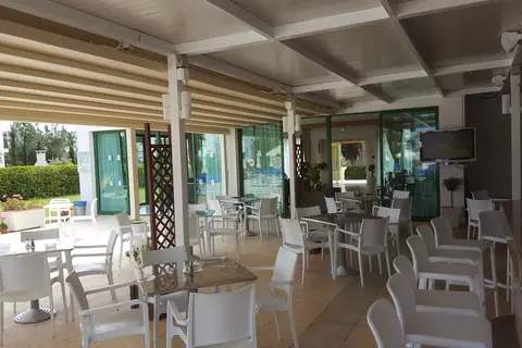Mandalena Hotel Apartments in Παραλίμνι — foto 27