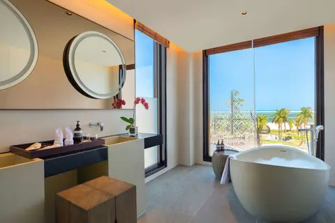 Pullman Lombok Mandalika Beach Resort in Rembitan — foto 8