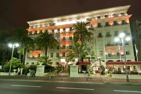 West End in Nice — foto 22