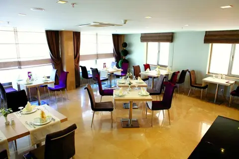 Kent Hotel Istanbul in İstanbul — foto 12