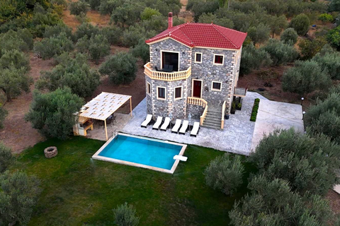 Chateau Eleon foto 2