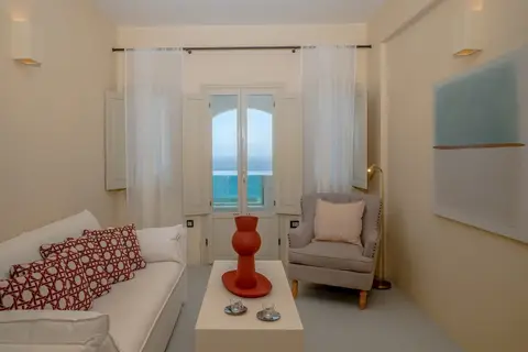 Apeiron Blue Santorini in Φηρά Θήρας — foto 26