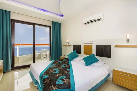 Kleopatra Ada Beach in Alanya — foto 19
