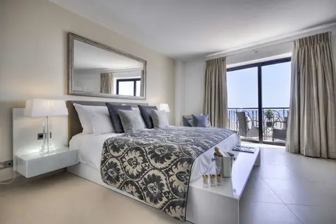 AX The Palace in Tas-Sliema — foto 15
