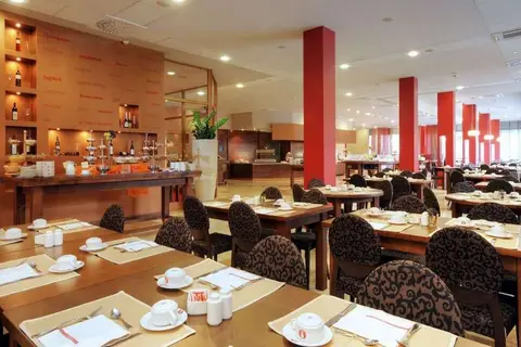 Hotel Pelegrin Plava Laguna by Melia in Zambratija — foto 15