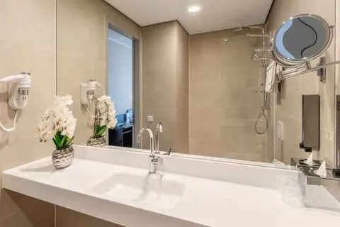 Plaza Premium Den Haag City Center foto 6