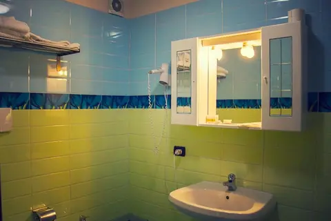 Hotel Ristorante La Perla in Varallo Pombia, foto 13