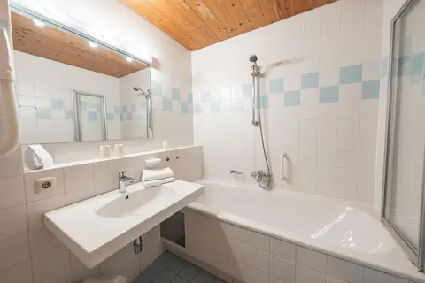 Hotel Krimmlerfälle in Kaltenbach — foto 9