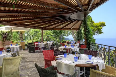 Grand Hotel Ambasciatori in Sorrento — foto 16