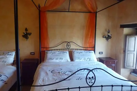 Castello di Giomici in Valfabbrica, foto 4