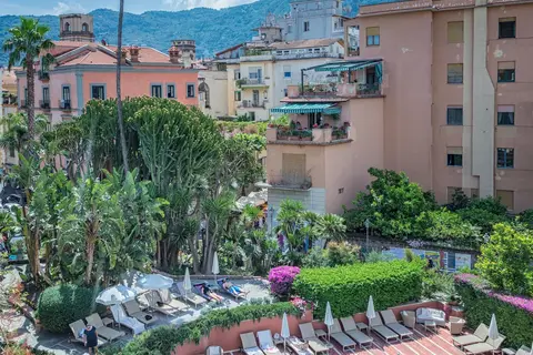 Imperial Tramontano in Sorrento — foto 19