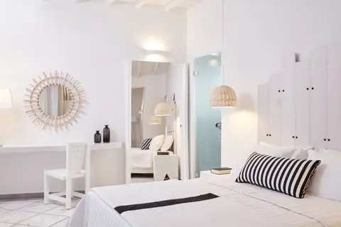 Mr & Mrs White Paros in Νάουσα — foto 27